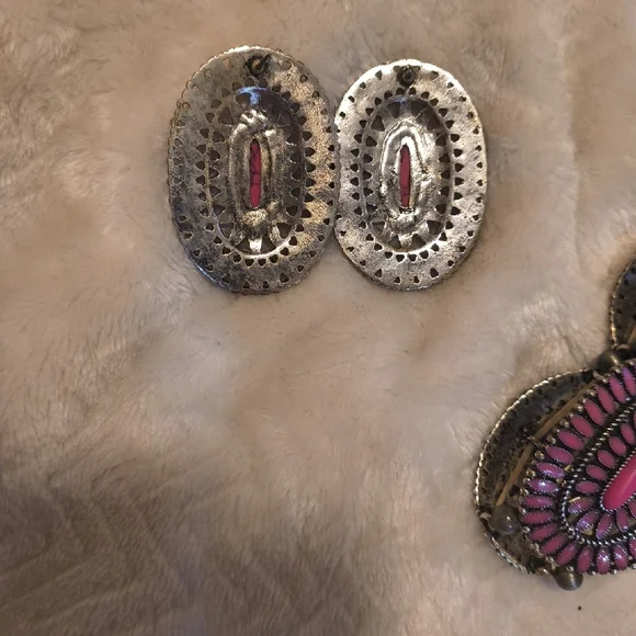 Western Pink Concho Earrings And Bracelet SET - Picture 3 of 6